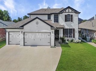 231 Quail Meadows Ln, Arlington, TX 76002