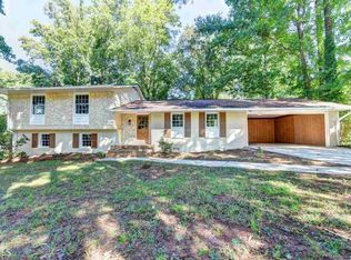 3149 Robin Ln, Duluth, GA 30096