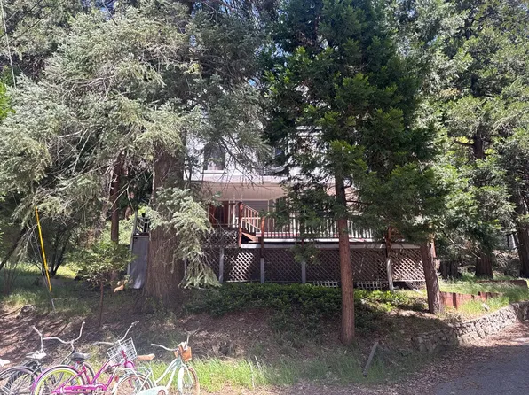 25010 Valle Dr, Crestline, CA 92325