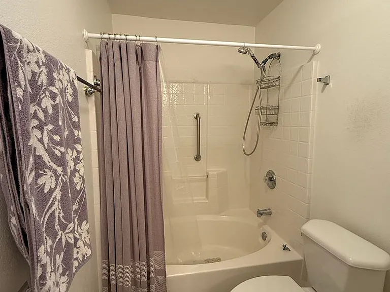 2460 Hummingbird Ln #101 — Photo 10