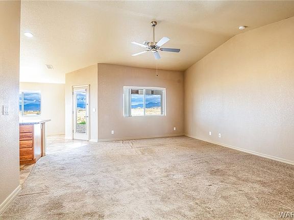 3rd image of 7071 E Red Butte Dr