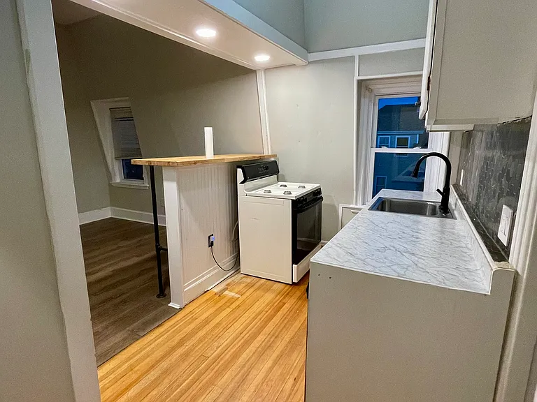 128 Maplewood Ave #3 — Photo 14