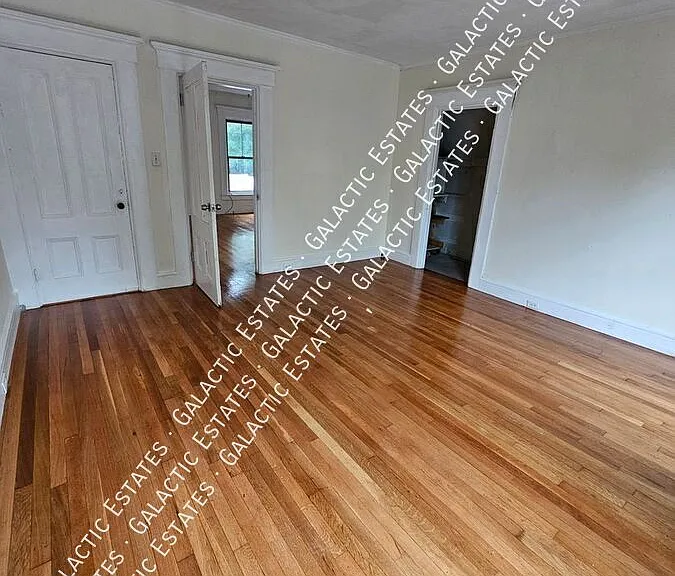 605 Hall St #2 — Photo 13