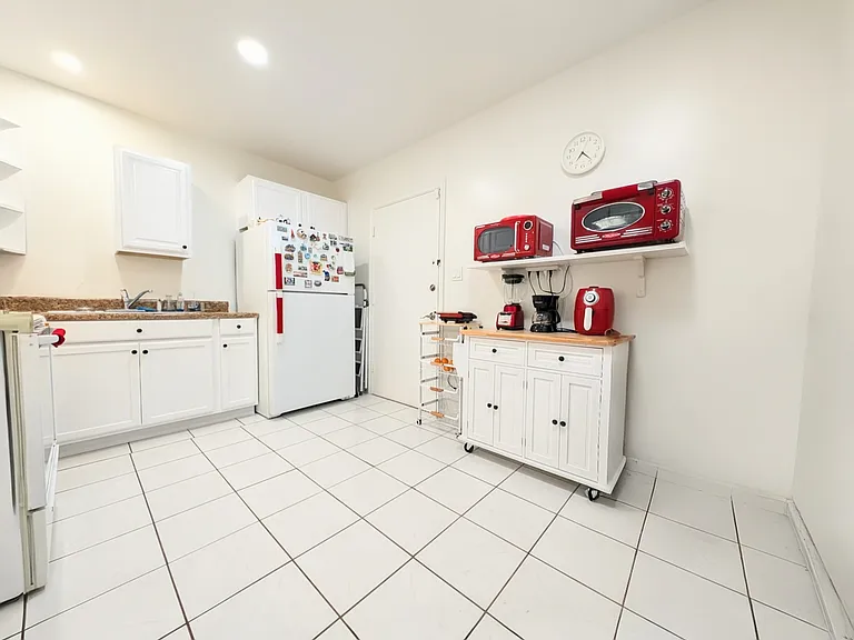 4801 NW 22nd Ct #205 — Photo 8