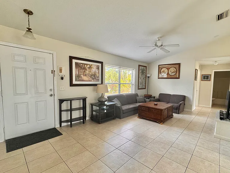 7502 Cohen St — Photo 5