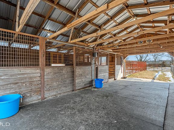 2nd image of 11365 Sparks Davis Rd