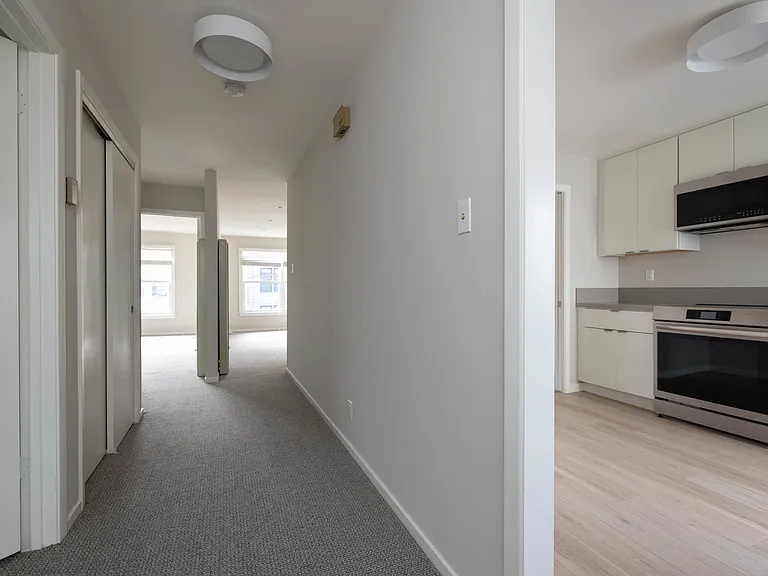 4034 Cesar Chavez St #4 — Photo 4