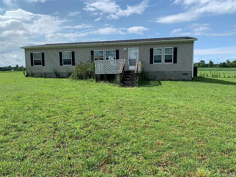 1st image of 23199 Sussex Dr