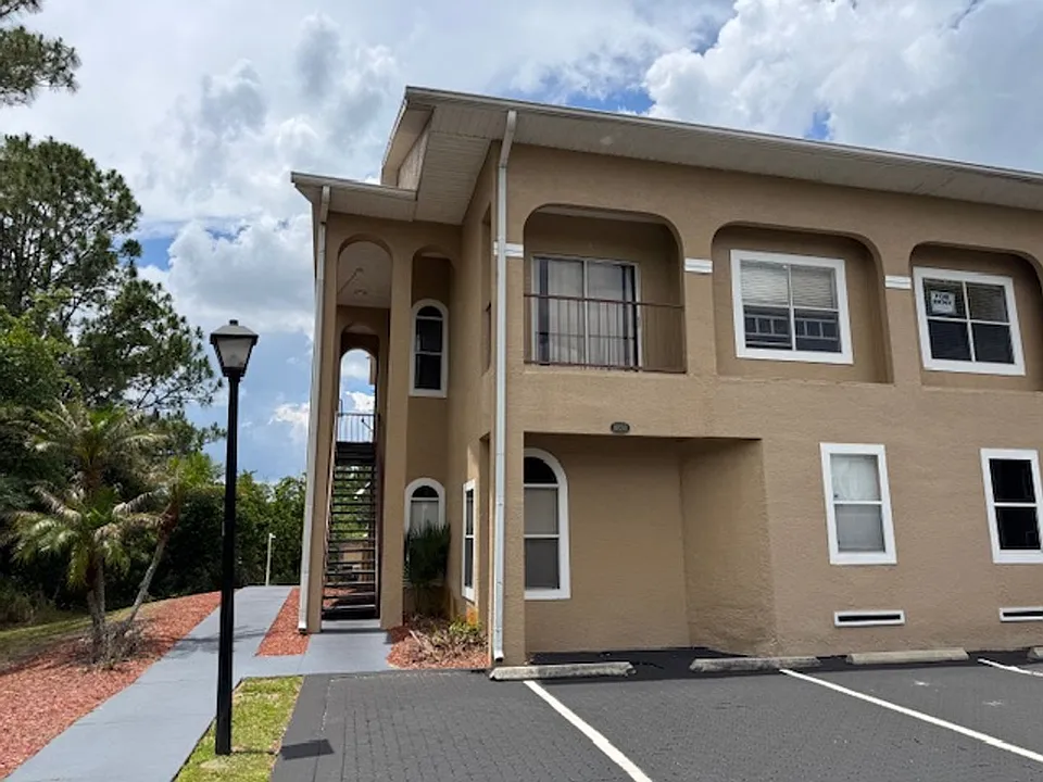 8836 Coral Palms Ct #A