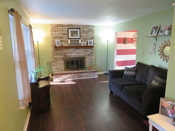 2nd image of 10499 Melinda Dr