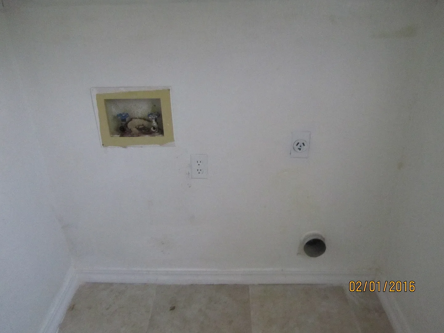 Very Nice 2-Bedroom Townhome near OKC Community College — Photo 4