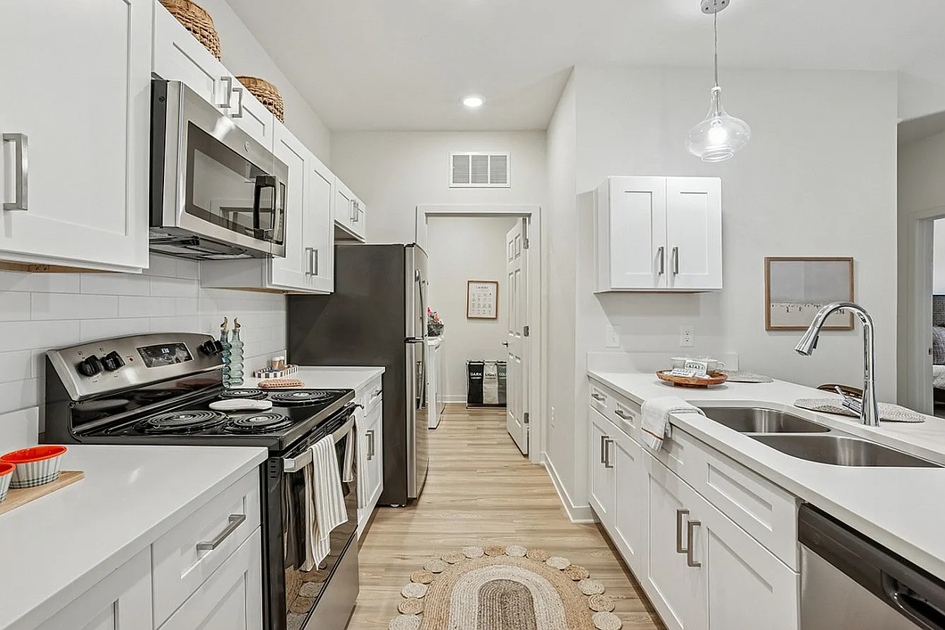 Casara Pensacola — Photo 1