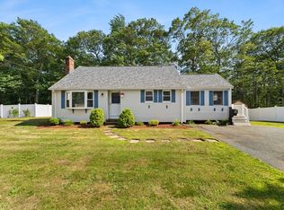 105 Dixon Rd, Brockton, MA 02302