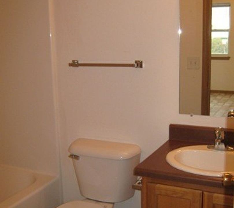 1st image of 1101 N Russell St APT 304