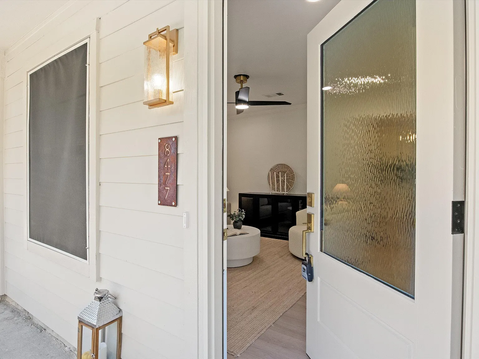 3 bed, 1.0 bath, 1285 sqft, $1,675 — Photo 3