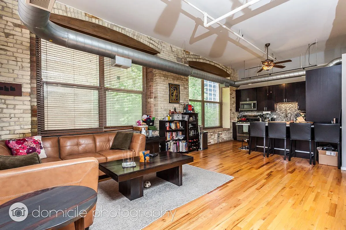 2 bed, 1.5 bath, 1000 sqft, $2,550 — Photo 2