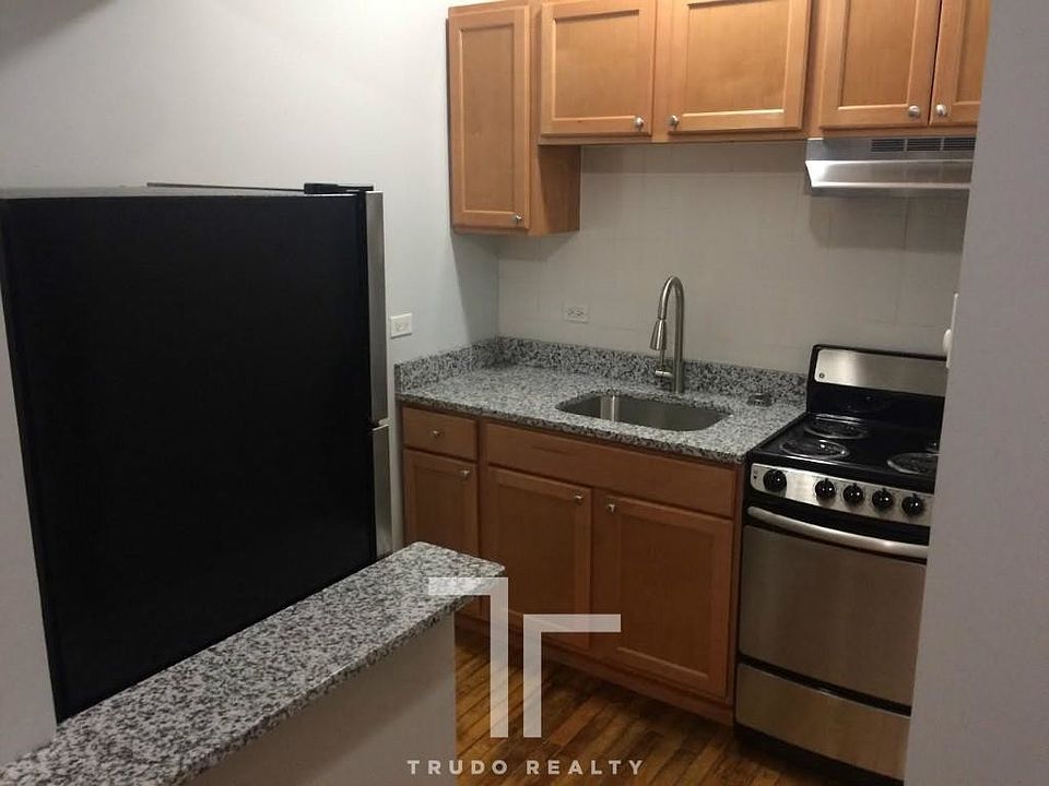 2nd image of 1456 W Fargo Ave #1456304