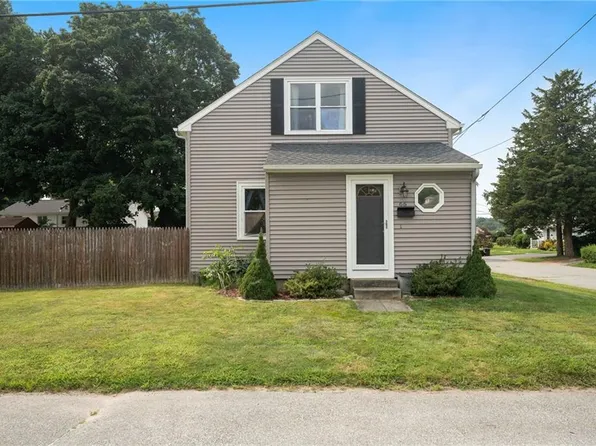 66 Turner Ave, Cranston, RI 02920