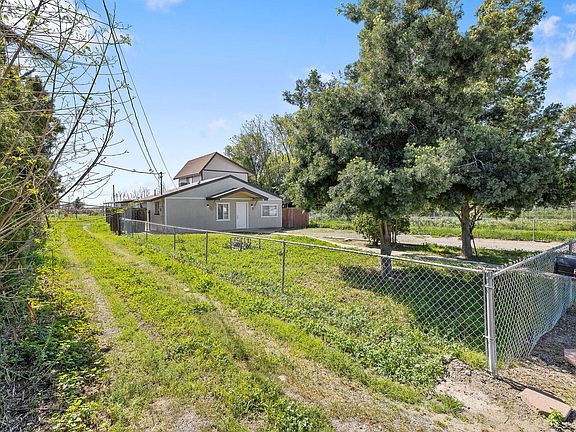 4th image of 2705 W Alpine Avenue