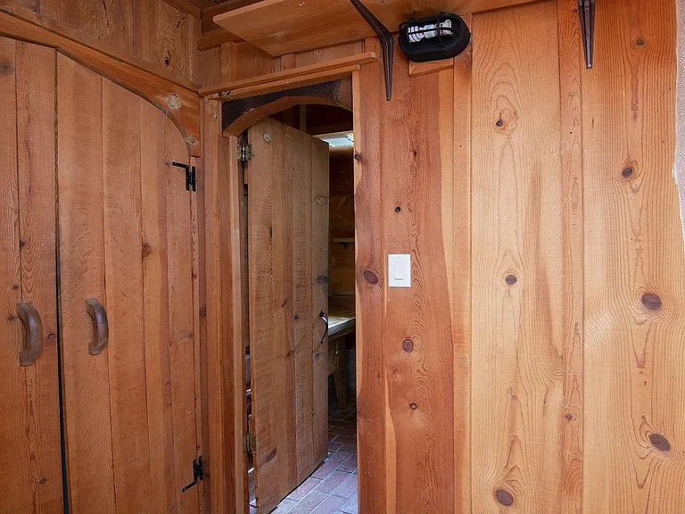 247 Casados St — Photo 13