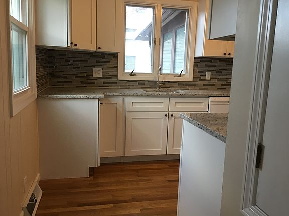 3rd image of 56 Urbana St