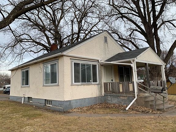3rd image of 1565 Ross Ave