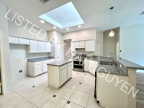 1602 Crestmeadow Ln Photo 1