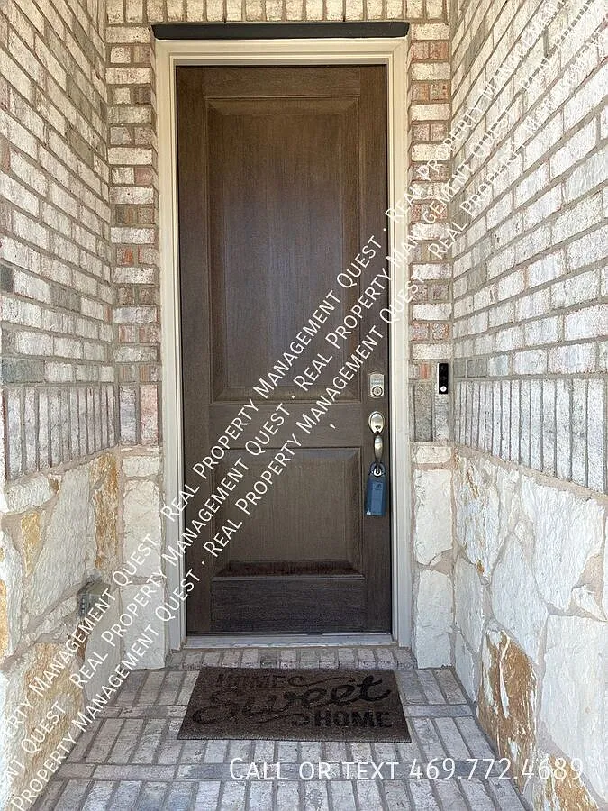 Ready to move in home in Fort Worth. — Photo 2