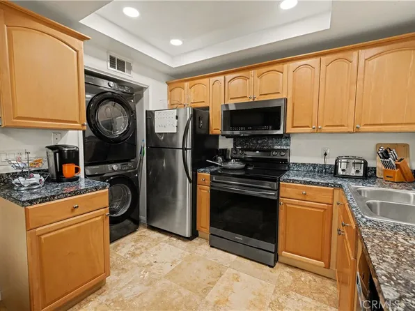 521 N Mollison Ave, El Cajon, CA 92021