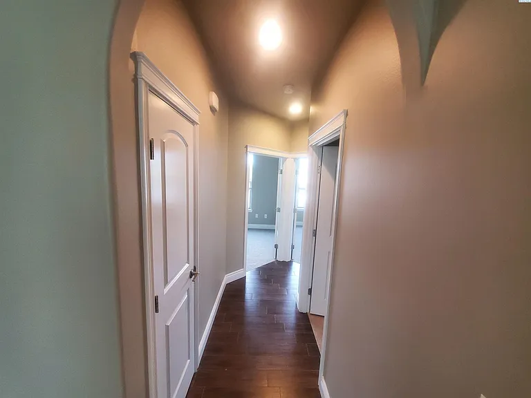 1290 N Oklahoma Pl — Photo 14