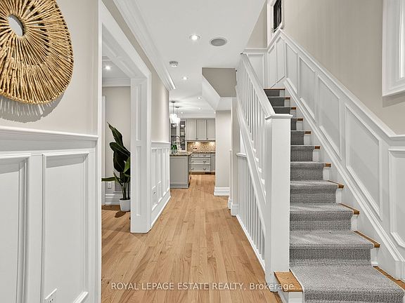 5th image of 63 Beaufort Rd