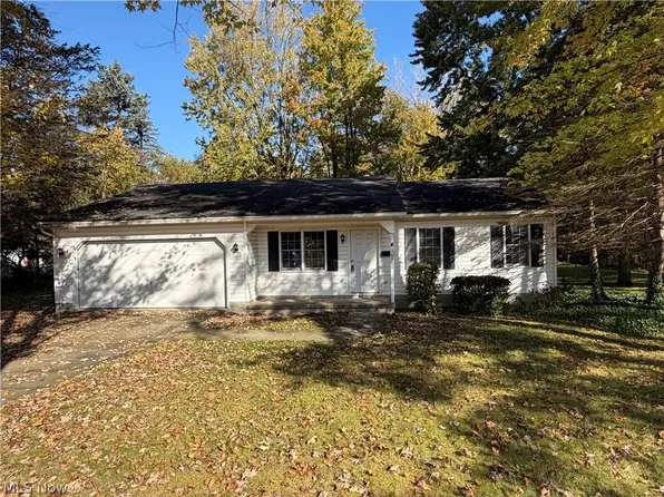 36500 Kinzel Rd, Avon, OH 44011