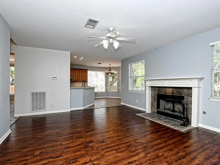 9934 Barbrook Dr — Photo 7