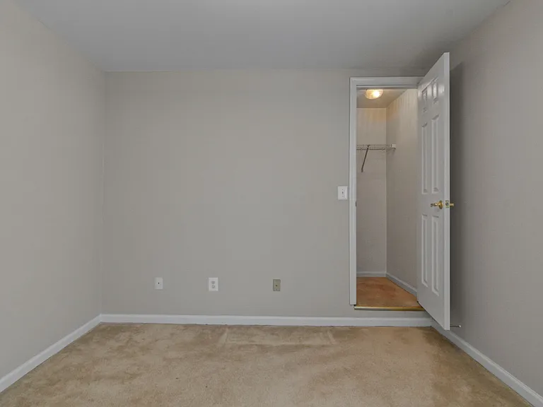 4619 Hummingbird Ln — Photo 16