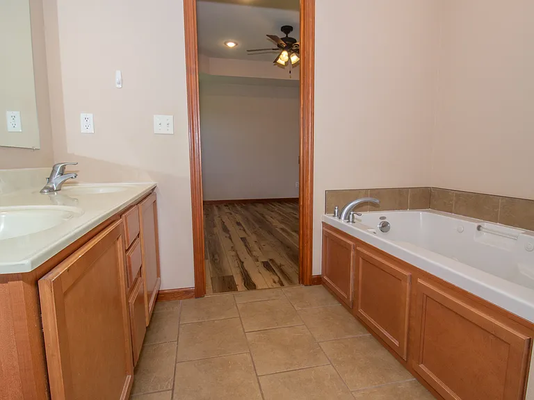 22039 Harlan Ln — Photo 2