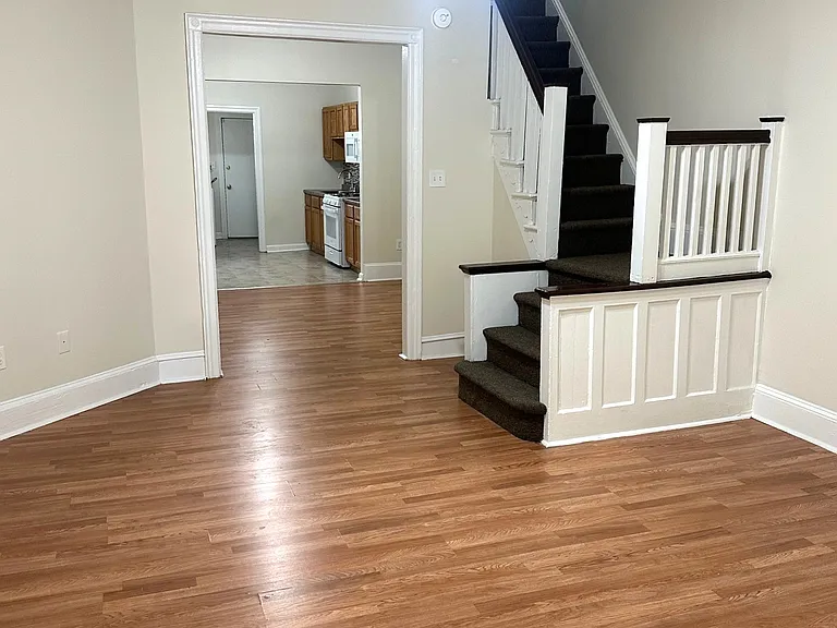 Spacious living room