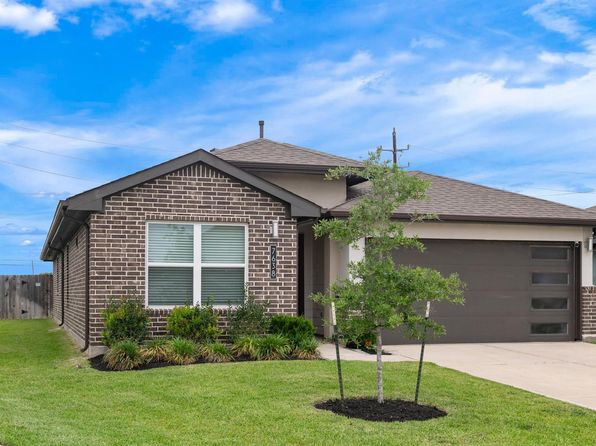 7638 Rainham Valley Ln, Richmond, TX 77407