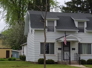 532 Cook St, Lake Geneva, WI 53147