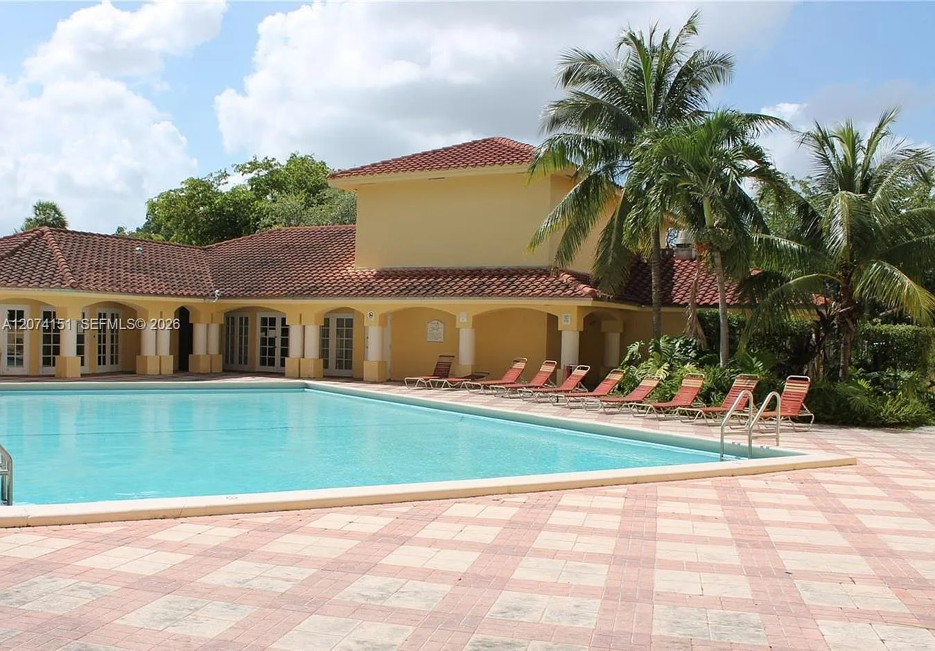 Verabella Falls Condo — Photo 2