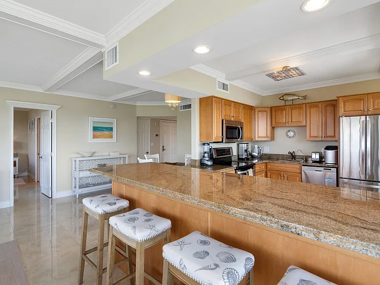 3554 Ocean Dr #501S — Photo 12
