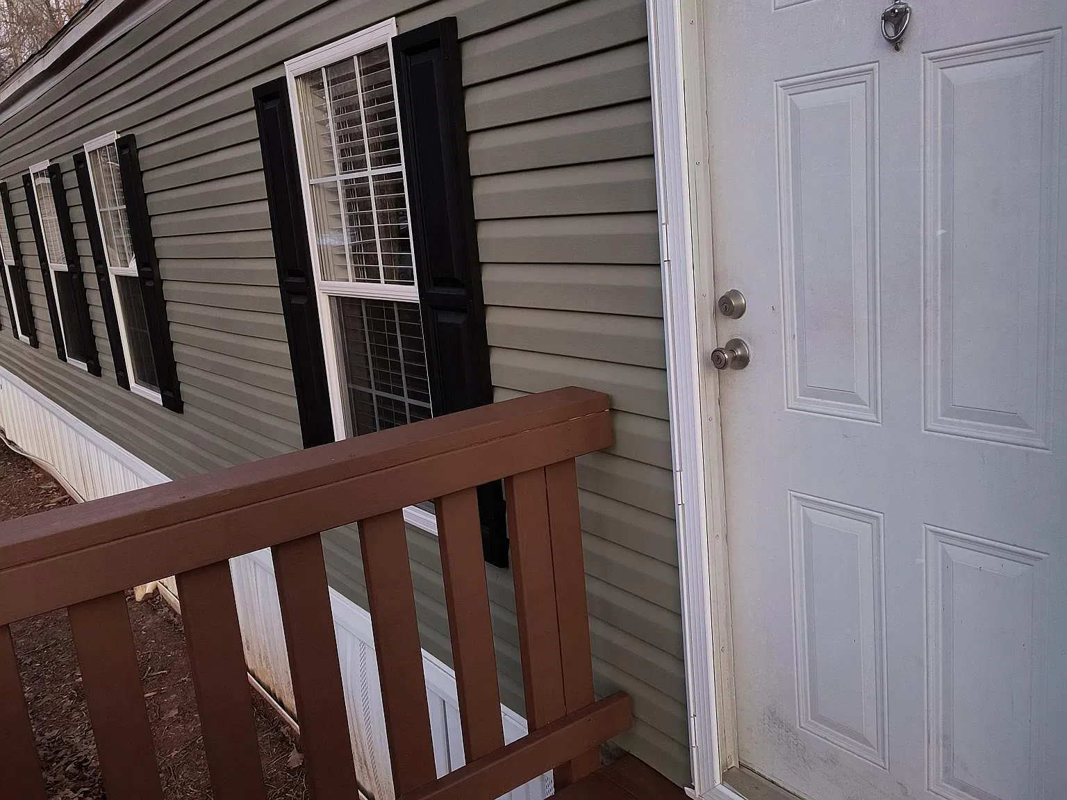 129 Holly Springs Dr — Photo 3