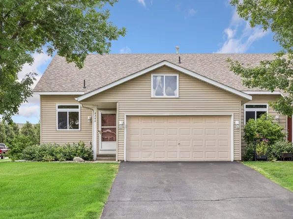 4244 Jarmann Ln, Shakopee, MN 55379