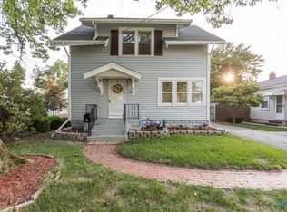 627 Pierce St, Maumee, OH 43537