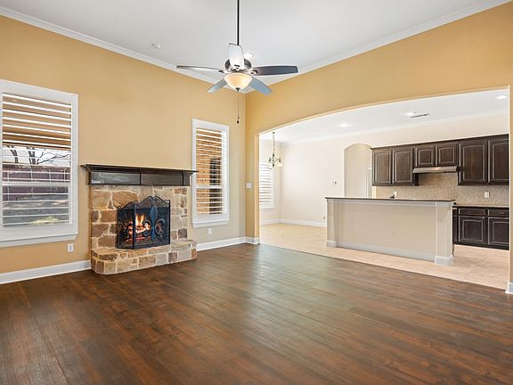 5th image of 8526 Kingsley Cir