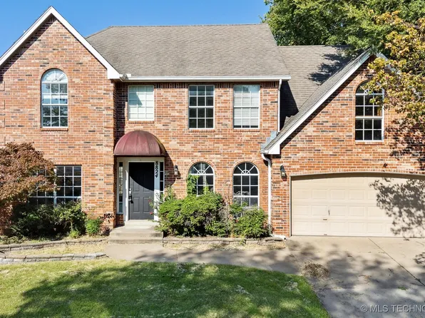 8824 S Urbana Pl, Tulsa, OK 74137