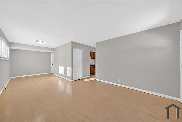 146 Grampian Rd — Photo 5