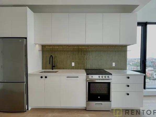 60 Cedar Street image 5 of 23