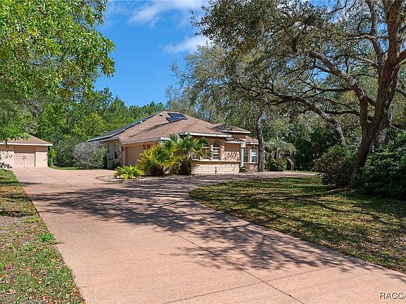 5th image of 2261 W Begonia Dr