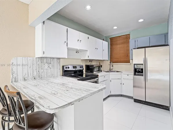 5888 W 25th Ct #5, Hialeah, FL 33016