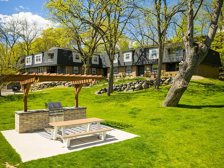 Grill and picnic area